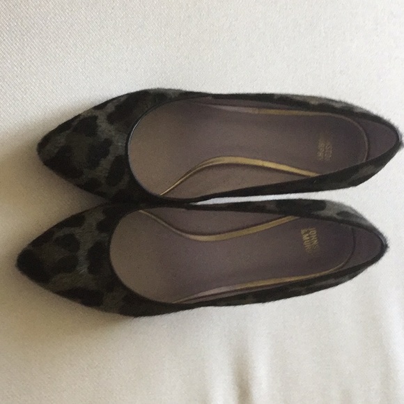 Heels - Picture 3 of 3